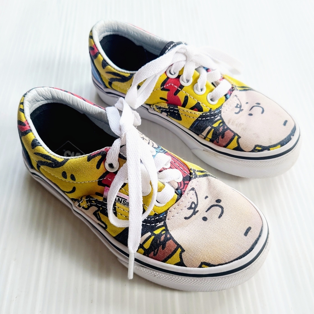 VANS x Peanuts kids Low Top Tie Shoes Sneakers Size 11 Toddler - Picture 2 of 9